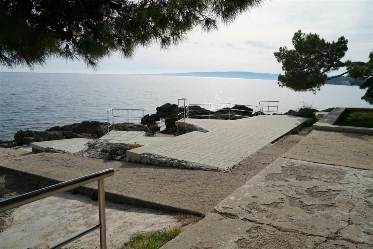 Sesar Apartments Krk - No. 2 Vinko Krk Town Exterior photo